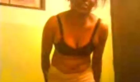 Sedikit rambut merah langkah nyata adik vidio sex mertua dan menantu jepang membantu bro fuck
