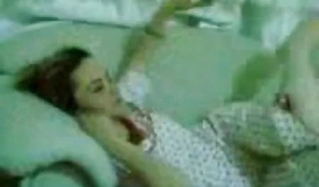 Nenek menjilati bajingan kekasihnya vidio sex porn jepang