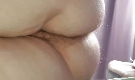Cinta vidio sex selingkuh jepang lesbian Salome dan Zara pada Kecukupan