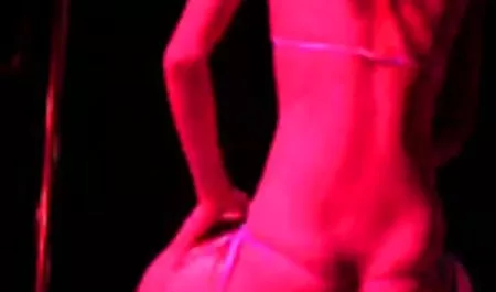 Toket kencang cewek seksi suka seks Bertiga streaming vidio xxx jepang seks dengan tukang pijat